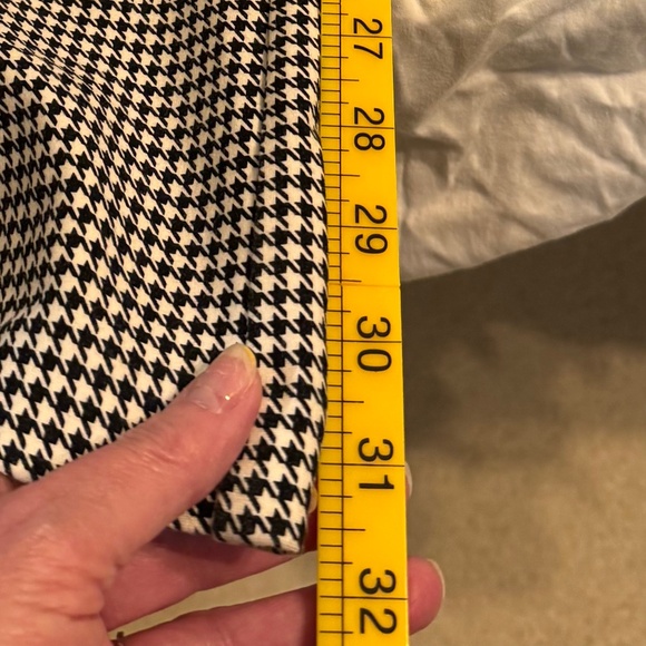 Studio by Torrid Houndstooth Trouser Boot Pants – Size 28R - Picture 8 of 13